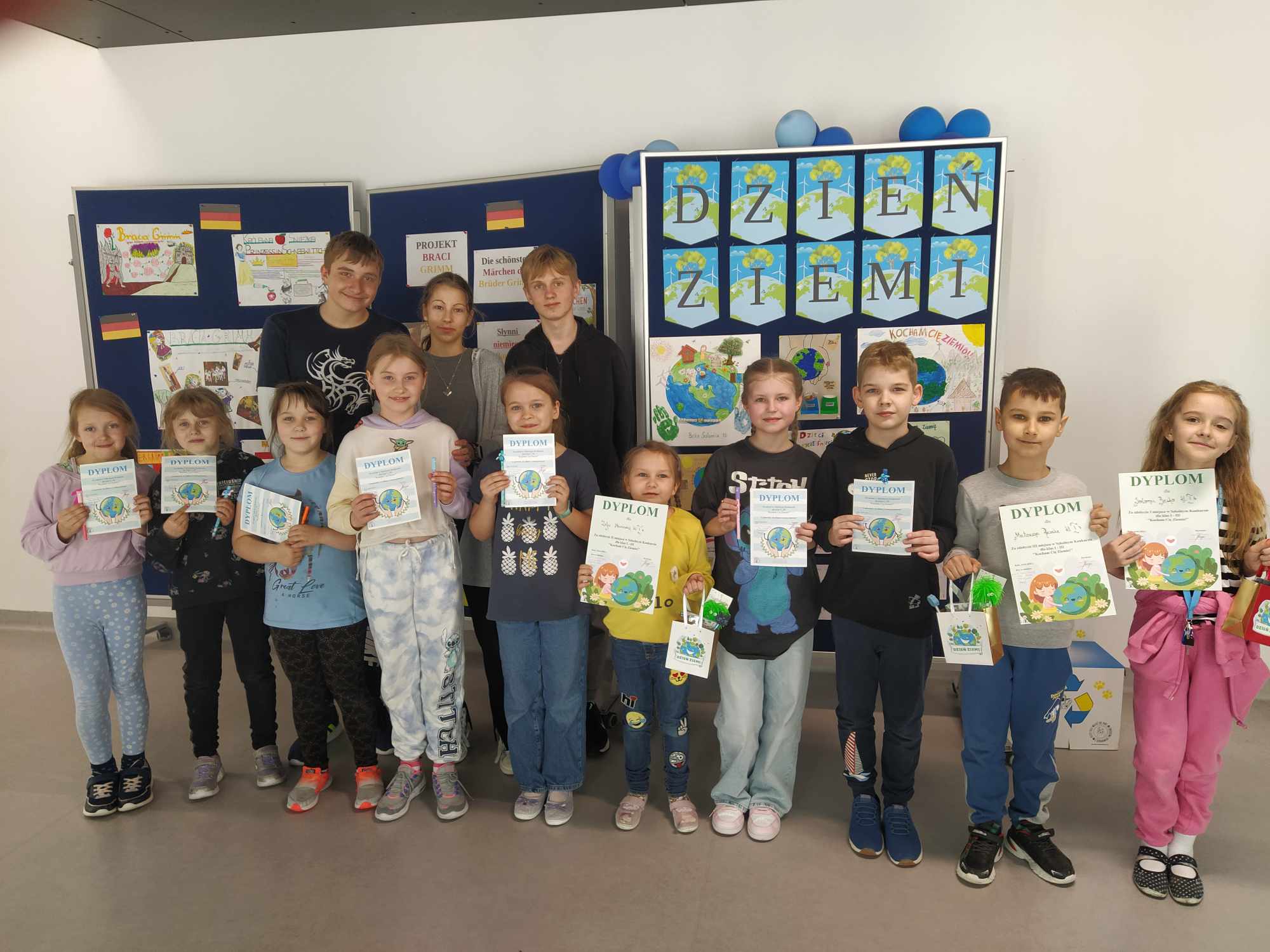 Rozstrzygnięcie konkursu „Kocham Cię Ziemio” dla klas I – III