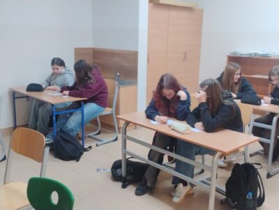 Warsztaty w klasie 6 a w ramach programu MŁODE Głowy