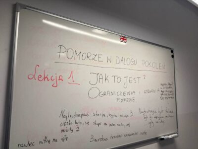 Klasa 7b w projekcie międzypokoleniowym „Pomorze w dialogu pokoleń”